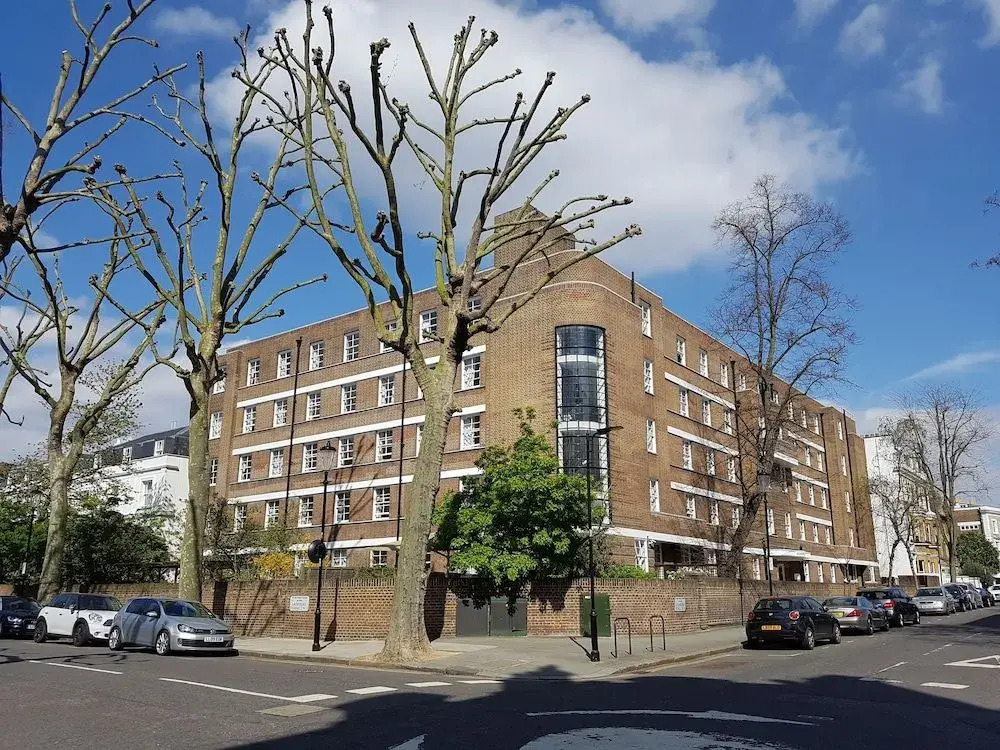 Bowden Court