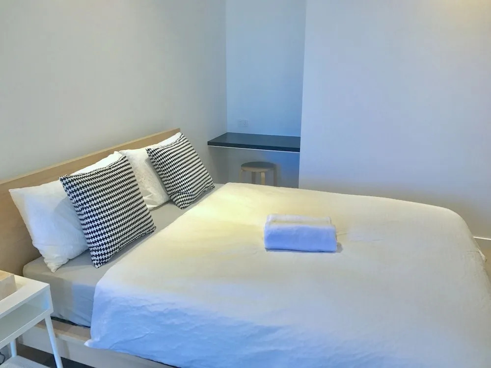 Fawkner Apartment 1B1B - 8