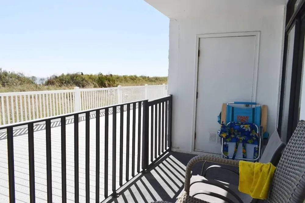 Ocean Towers 101 3 Bedroom Condo by RedAwning