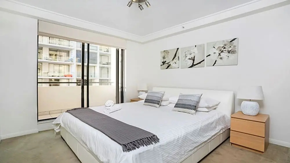 The Apartment Service AX301