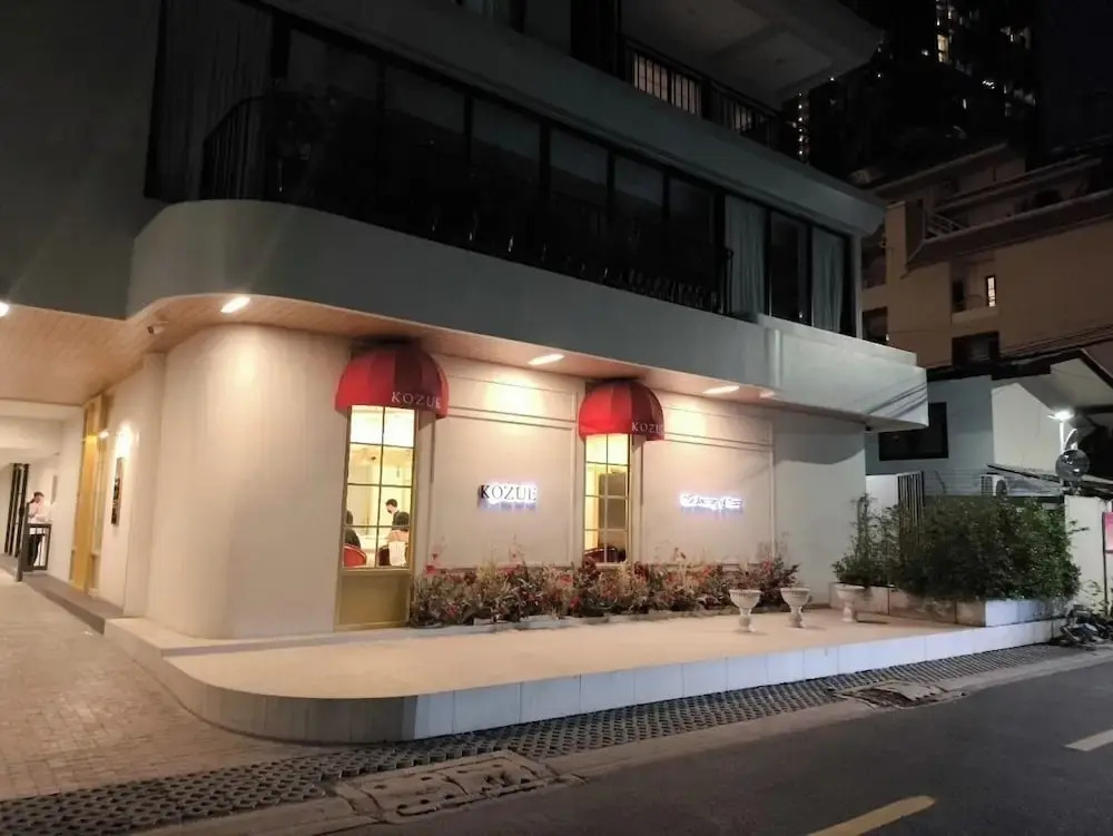 Sathorn 111