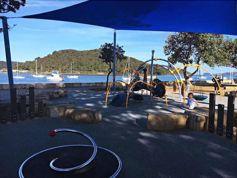 Ettalong Beach motel