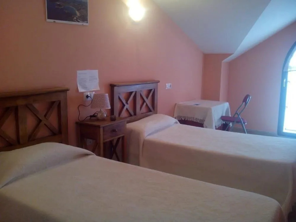 Hostal Catalina de Austria