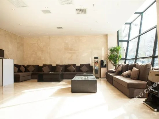 Sunshine Hotel