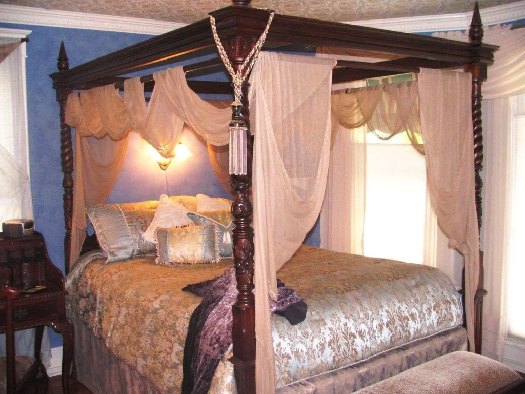 Larelle House Bed and Breakfast
