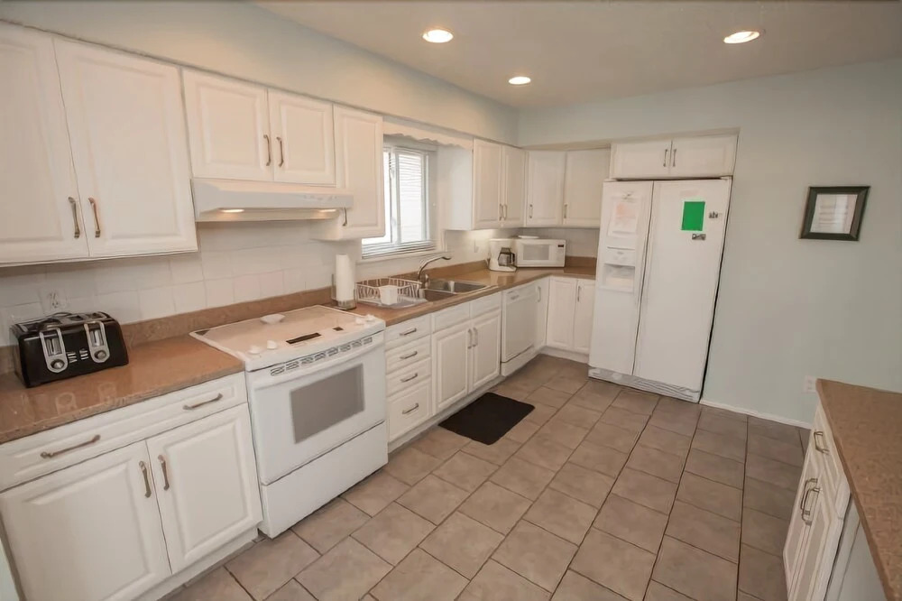 William B. Virginia Beach - 6 Br Home