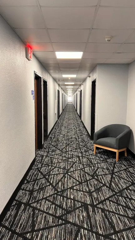 BlissPoint Inn & Suites, Northwood