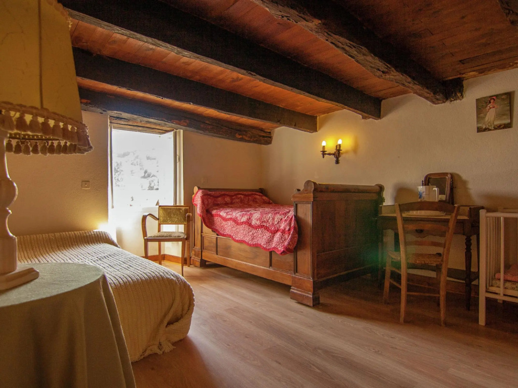 Lakeside Cottage Roziers Retreat