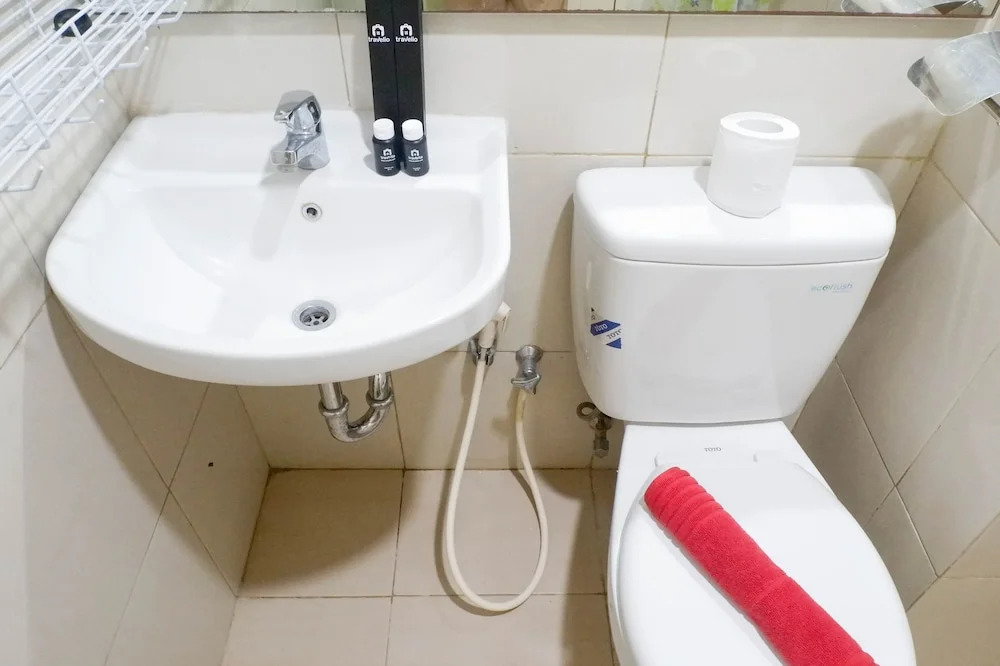 Comfy And Modern Wonderful 2Br Apartment At Tanglin Supermall Mansion