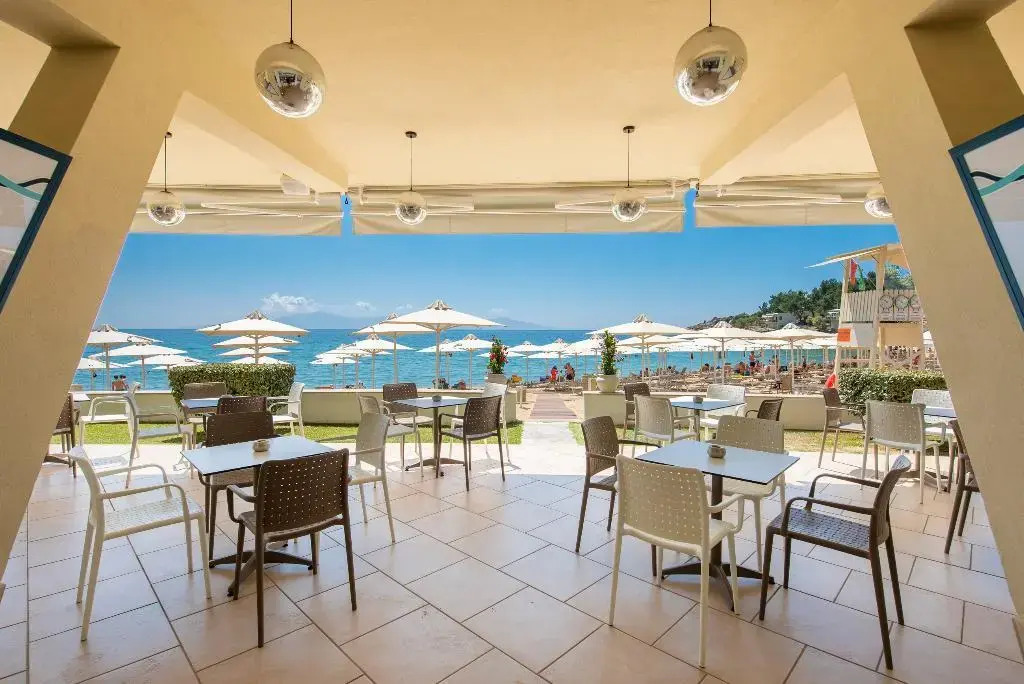 Tosca Beach Hotel