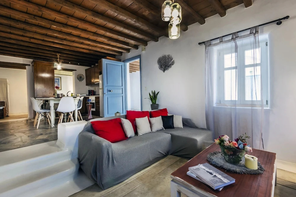 Ornos Apartments