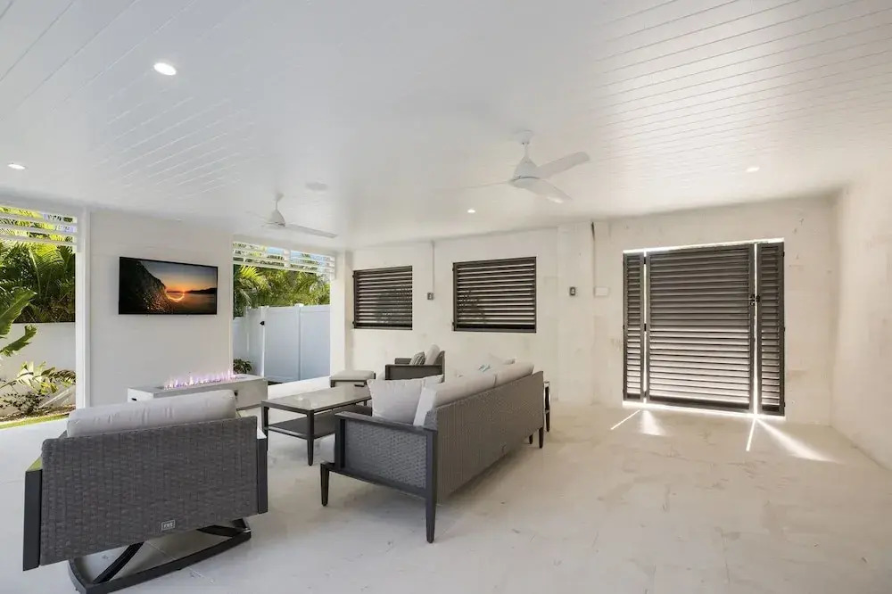 Sizzling Summer Rates at Surf Side Beach House  GULF VIEWS Elevator (Beach Retreats)