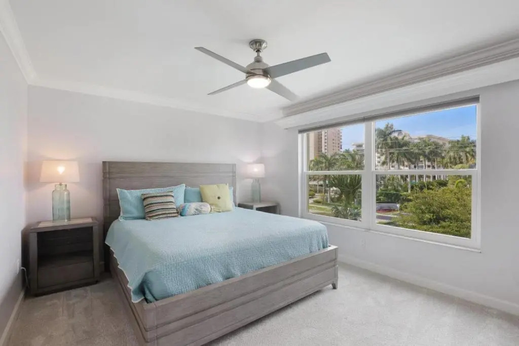Completely Remodeled 2 Bed 2 Bath I Block Away From Free Beach Access