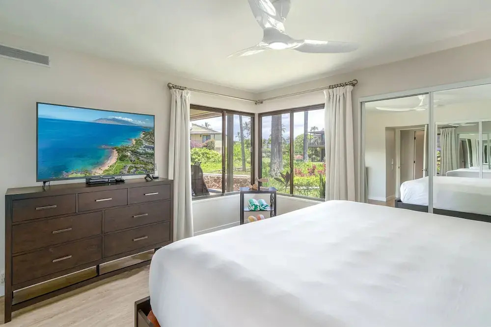 Luxurious Oceanfront Condo at Wailea Elua Village - Unit 1201, Central AC, Wi-fi