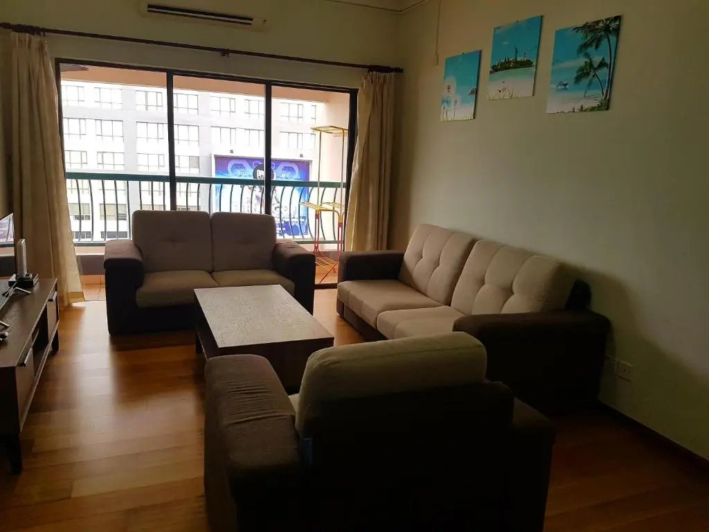 Homestay Marina Court Kk