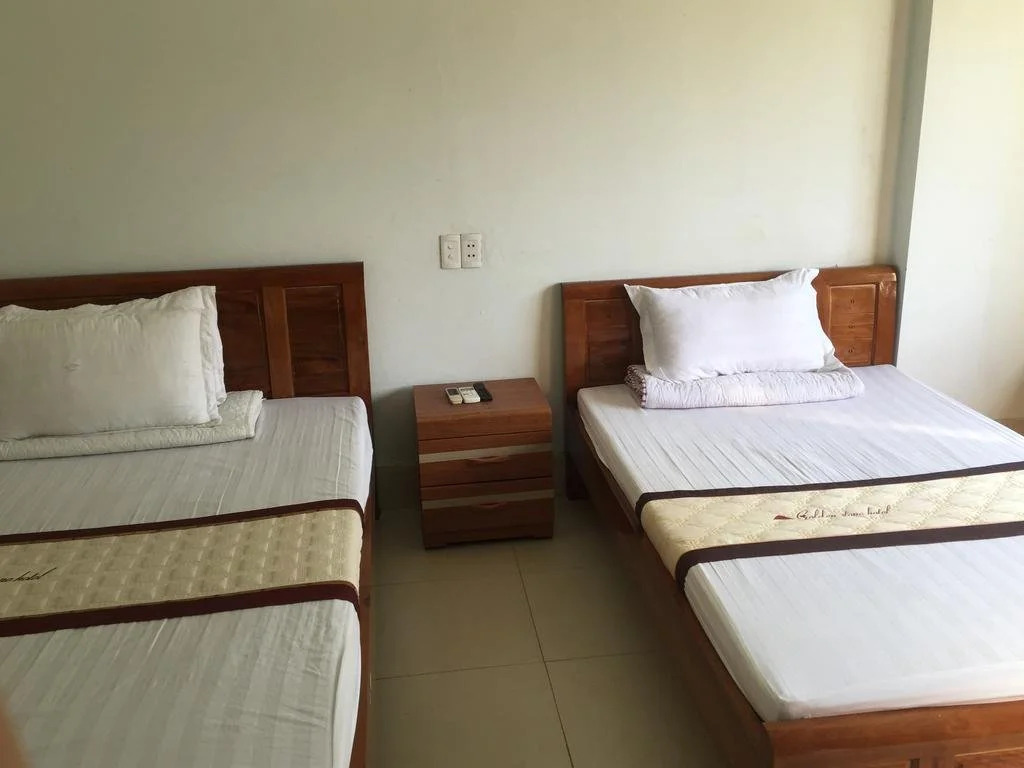 Golden Stone Hotel