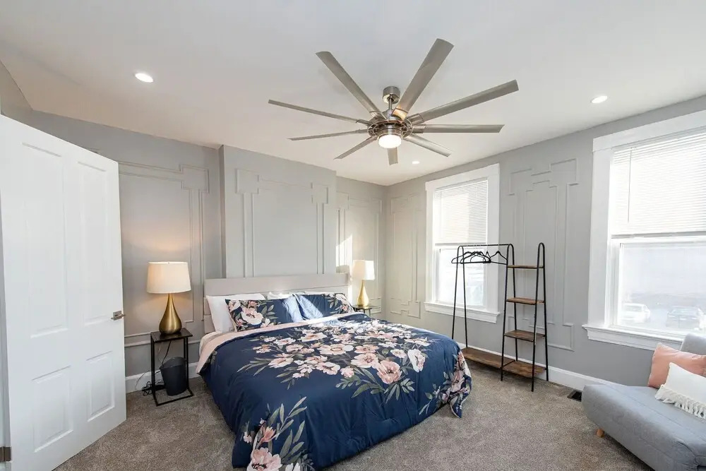 The Incline Suite 2