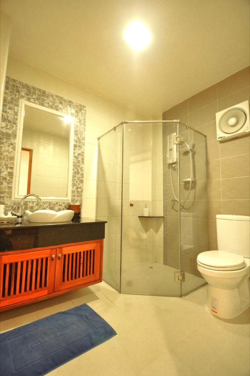 Busyarin Hotel