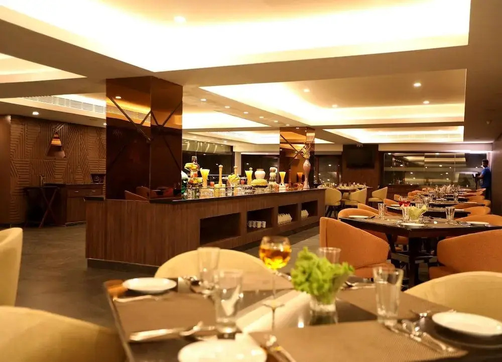 S Hotel