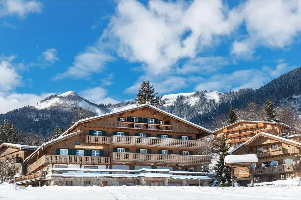 Hôtel Les Roches Fleuries