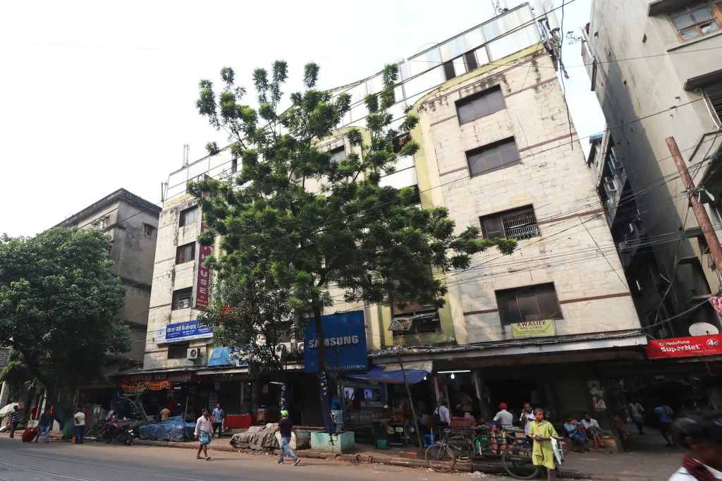 OYO Flagship 19330 Hotel Aria Executive Bara Bazar