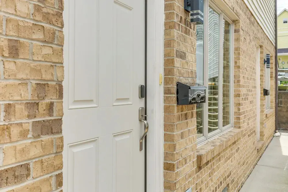 Townhome w/ Patio: 1 Mi to Clearfield Riverwalk
