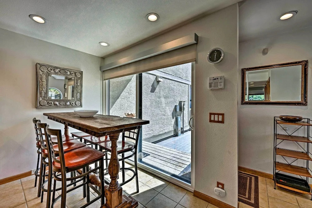 2 Mi to Slopes: Park City Ski Getaway w/ Hot Tub!