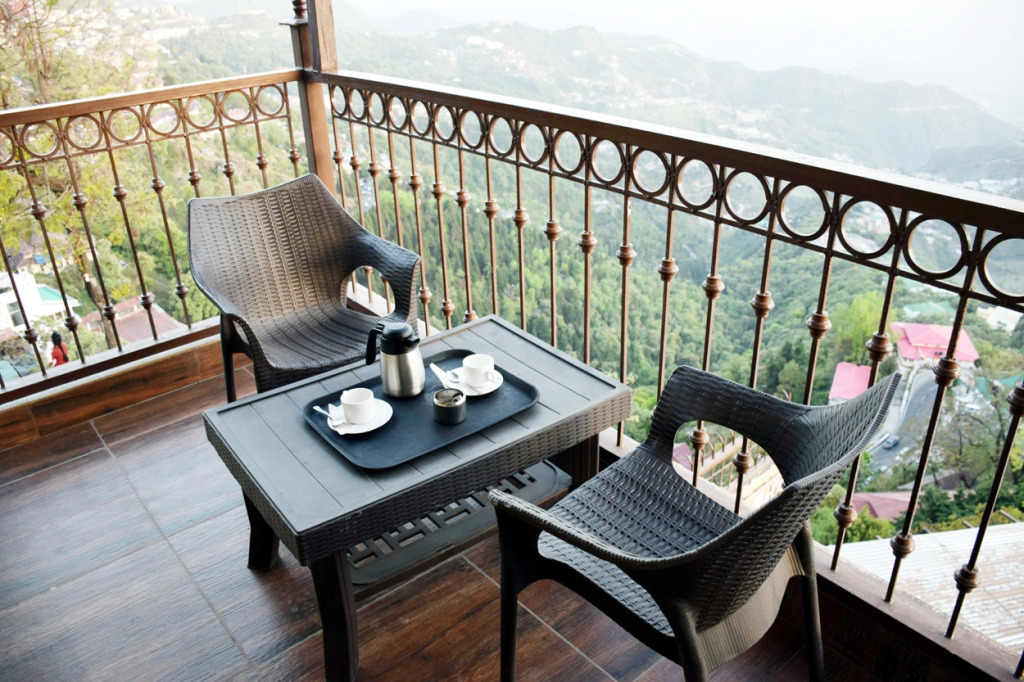 OYO 11839 Hotel Paradise Mansion