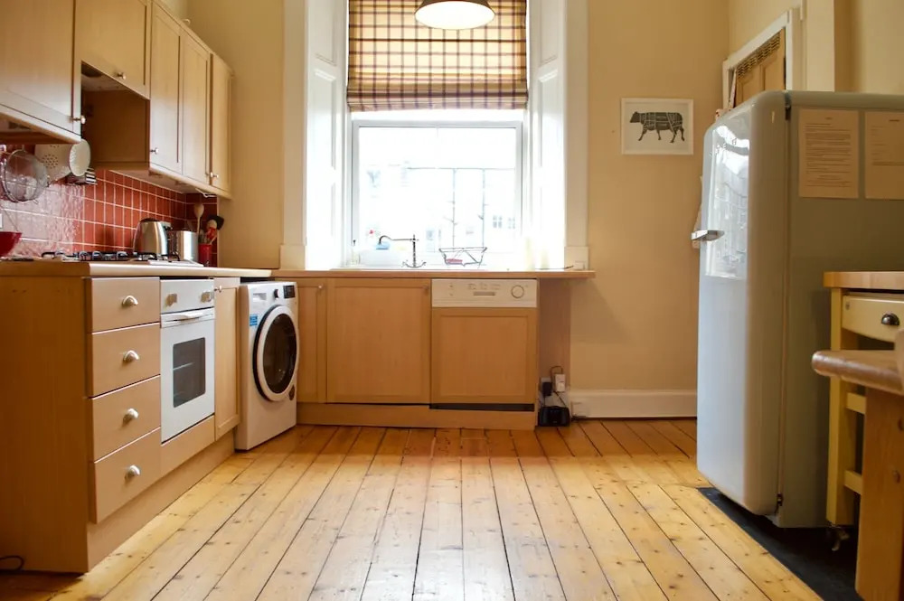 Spacious 1 Bedroom Stockbridge Flat