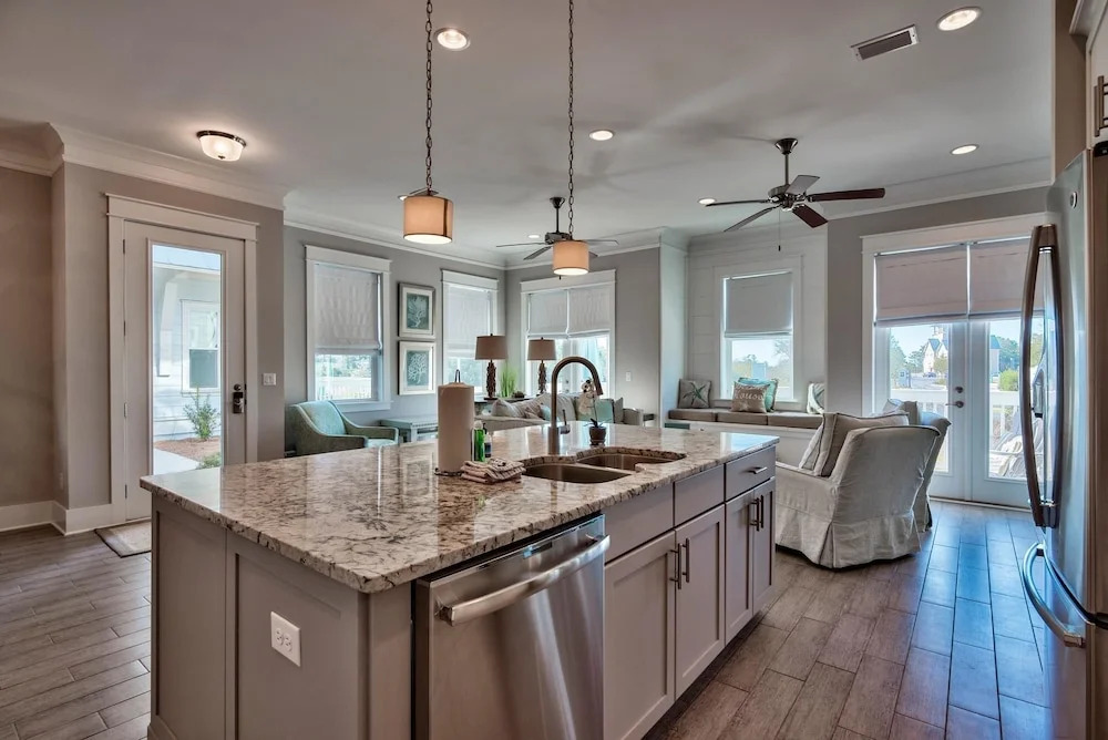 Gypsea Pearl of Prominence 3 Bedroom Condo By Coastal Dreamin