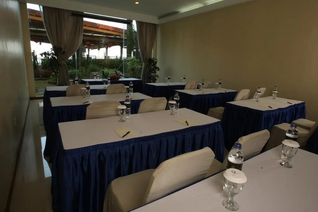 Makassar Golden Hotel