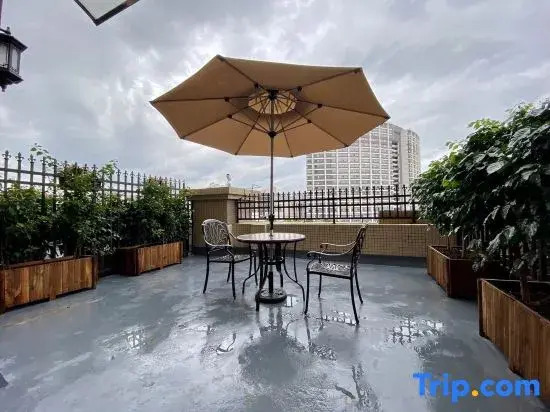Weipu Apartment