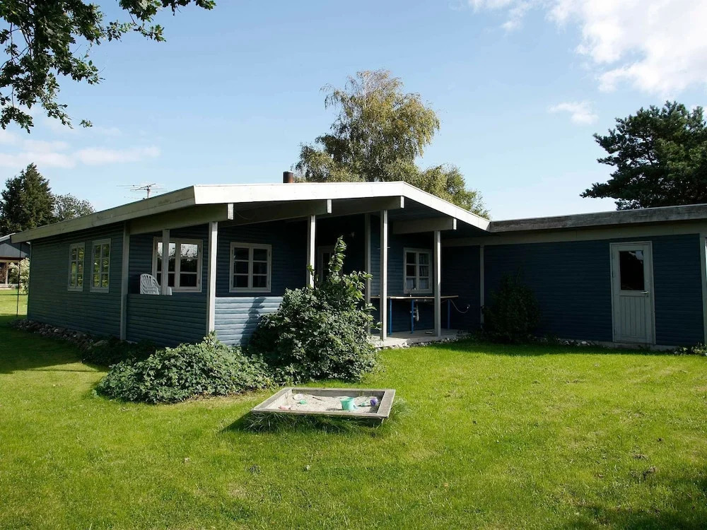 Charming Holiday Home in Juelsminde With Whirlpool