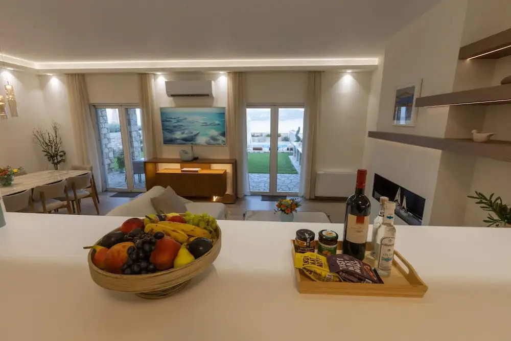 Seafront Villa Ciel with Private Pool in Nafpaktos