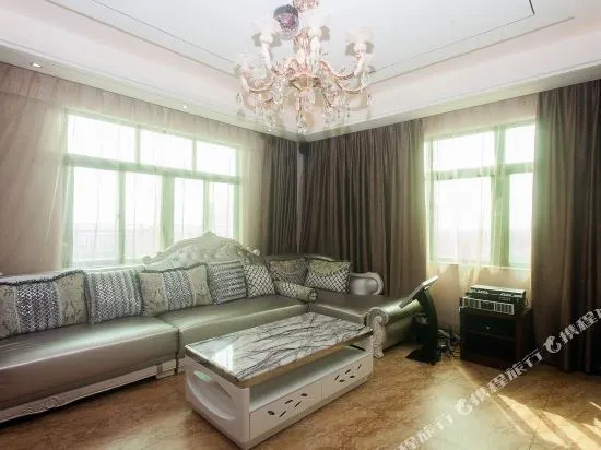 Runbao City Boutique Hotel (Wuyuanhe Stadium International Convention and Exhibition Center)
