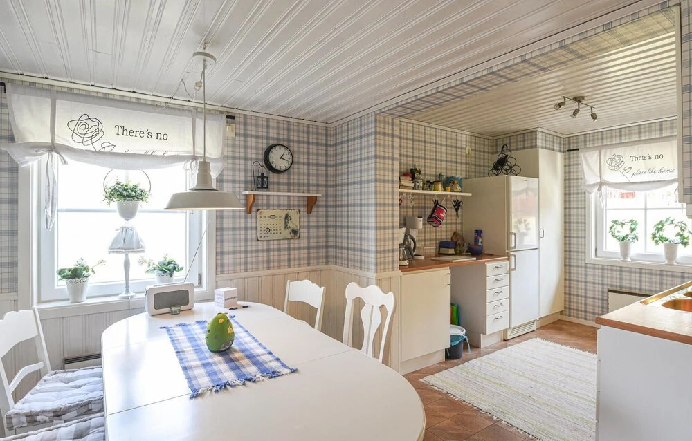 Beautiful Home In Undenäs