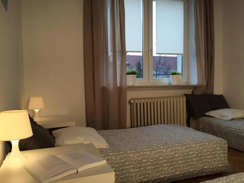 Zdrojowa 28 Pokoje Goscinne