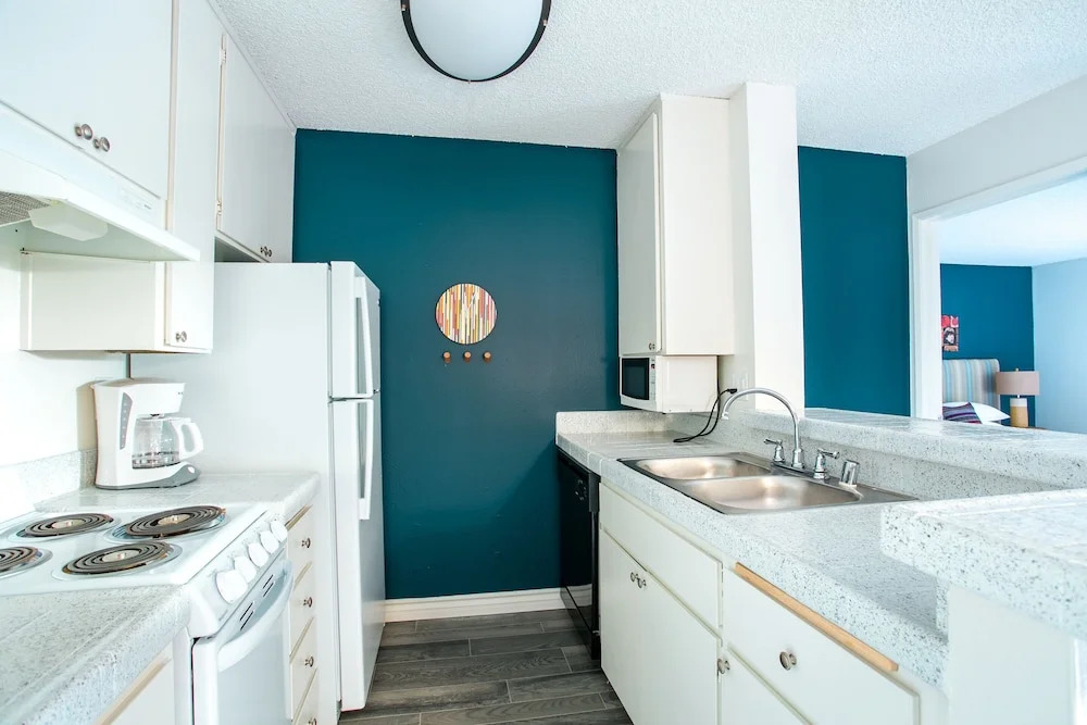 WanderJaunt - Apts in Pacific Beach