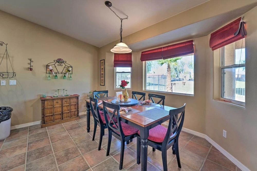 Fort Mohave Family Home w/ Golf Course Views!