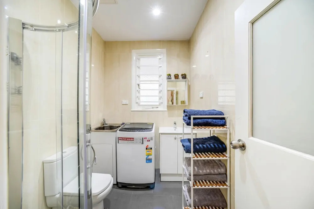 Stunning Inner City House Close to Fish Market
