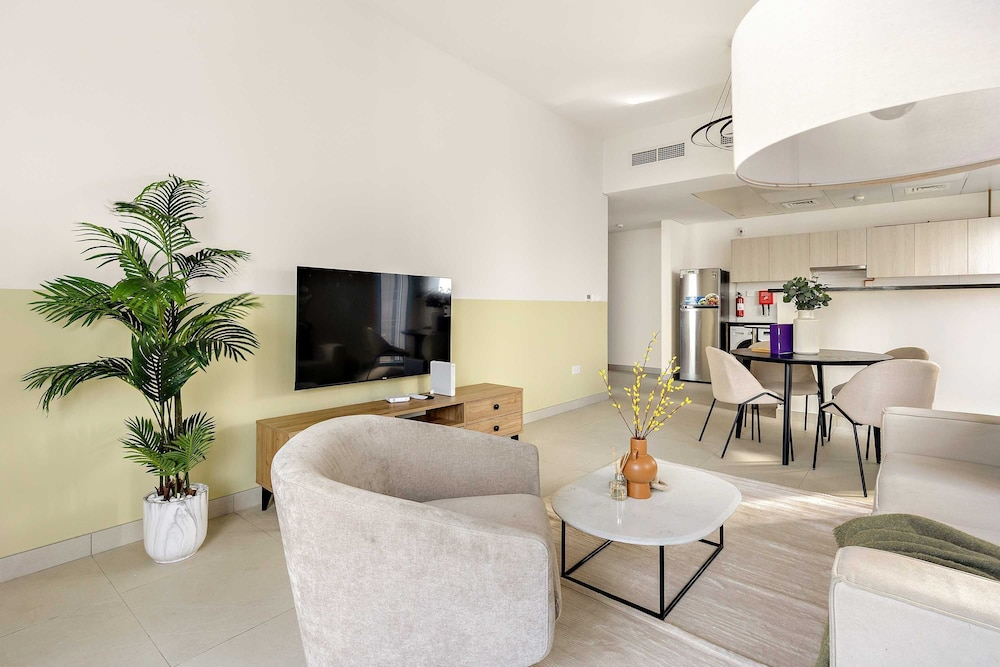 Silkhaus Cityscape 1BR Najmat