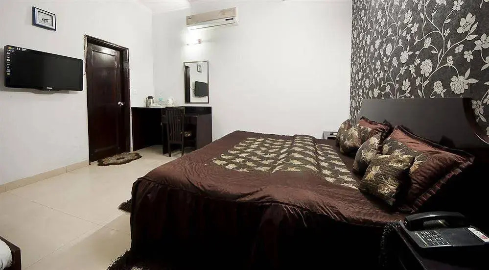 Hotel O Ashoka International