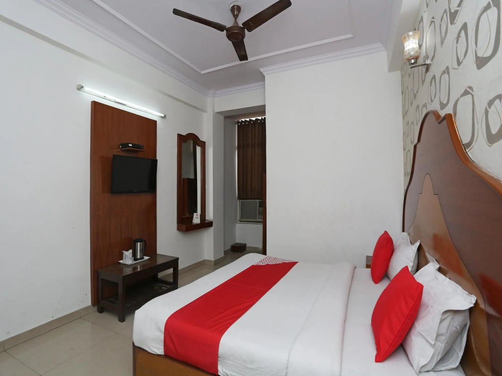 OYO 14710 Hotel Pallvi palace