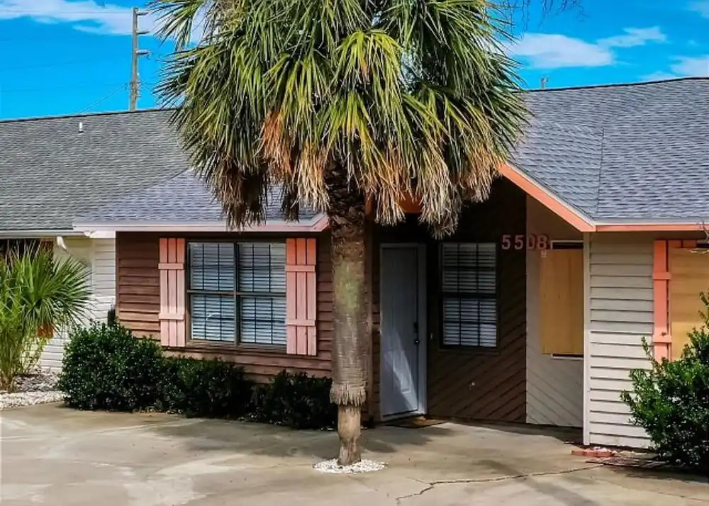 5508 Beach Drive by Forehand Rentals