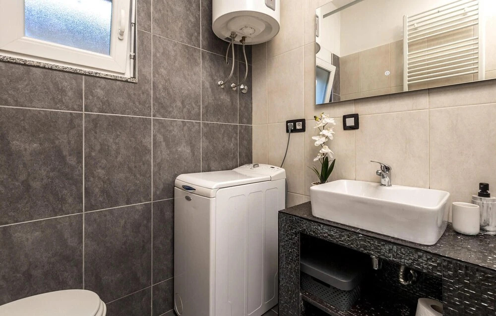 Beautiful Apartment in Rijeka With 2 Bedrooms and Wifi