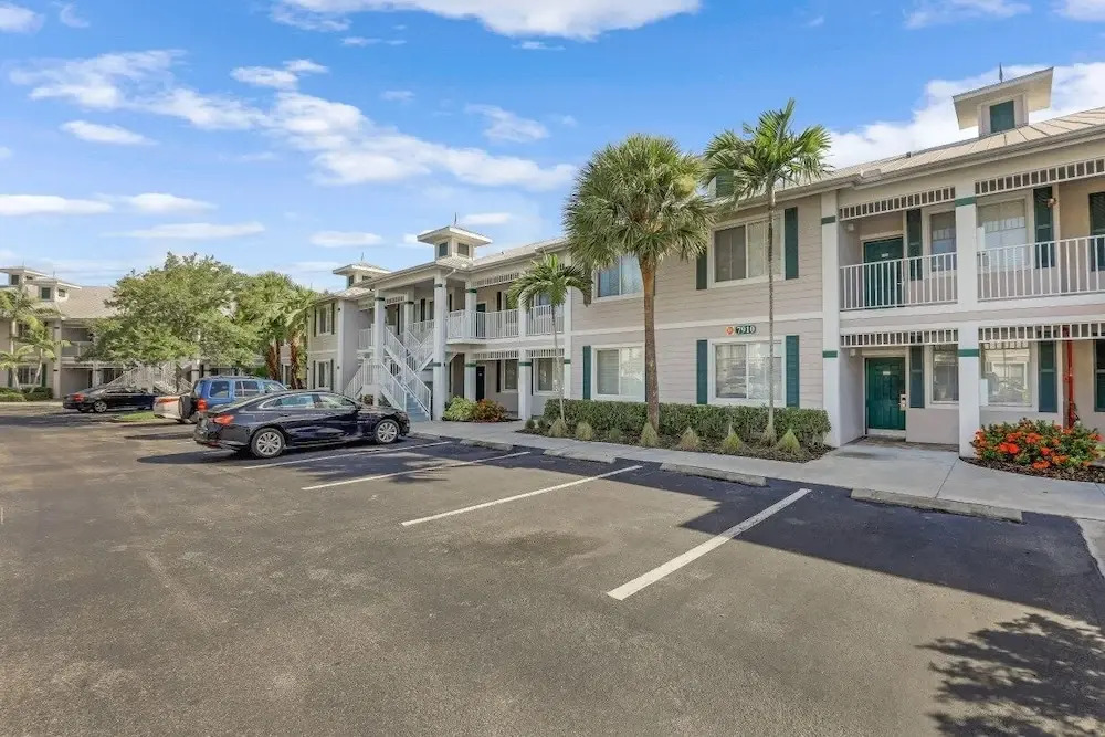 Greenlinks 1212, Naples Florida Vacation Rentals 2 Bedroom Home by Redawning