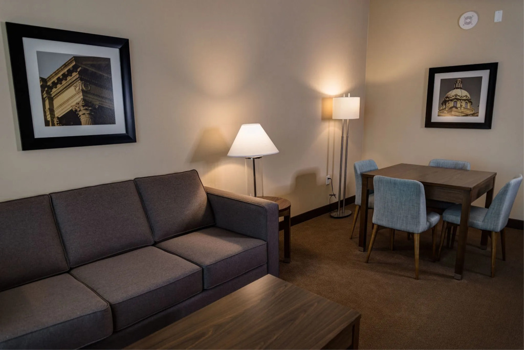Four Points by Sheraton Sherwood Park
