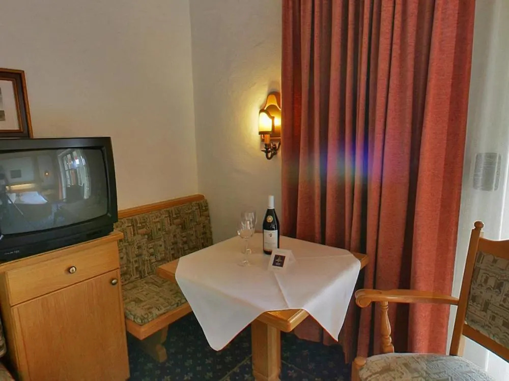 Hotel Alpina
