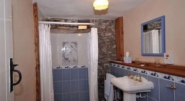 Llanddetty Hall Farm
