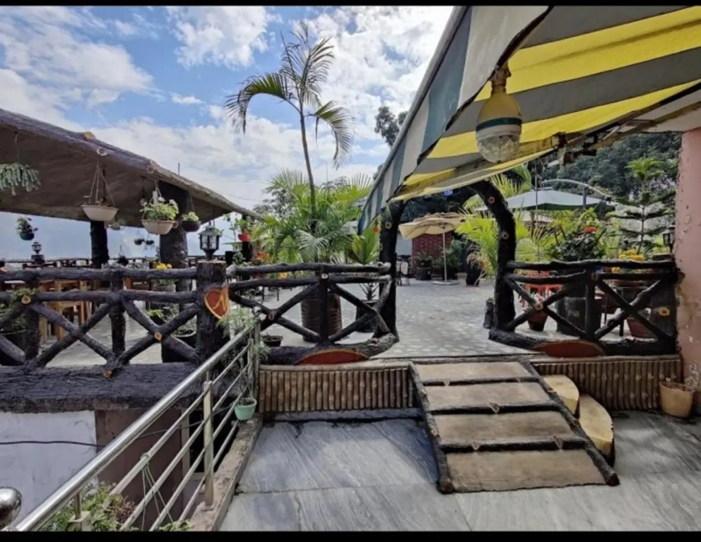 HOTEL POLOMAX
